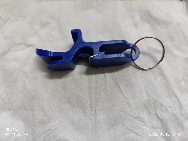Beer Bong Shotgunning Bottle Opener - ItemBear.com