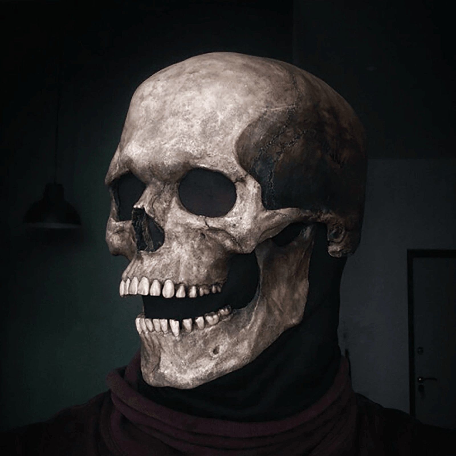 Talking Skull Mask - Moveable Jaw - ItemBear.com