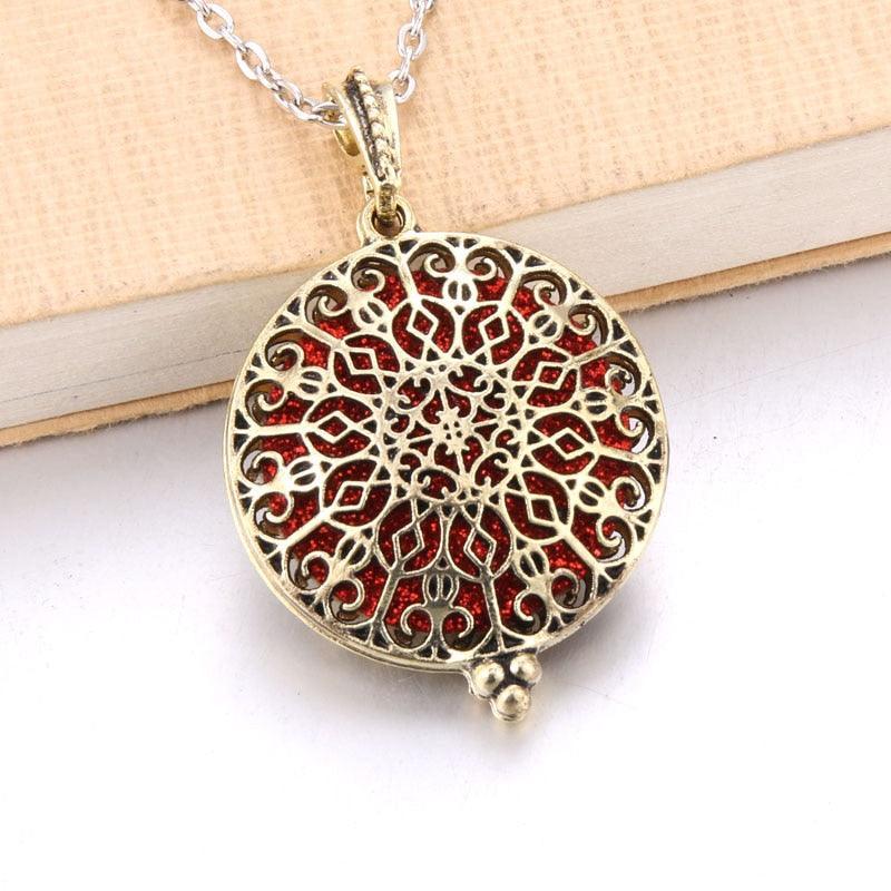 1pcs Aroma Diffuser Necklace Open Antique Vintage Lockets Pendant Perfume Essential Oil Aromatherapy Locket Necklace With Pads - ItemBear.com