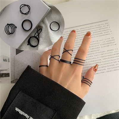 2 Sets Punk Finger Rings Minimalist Smooth Gold/Black Geometric Metal Rings for Women Girls Party Knuckle Jewelry bijoux femme - ItemBear.com
