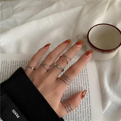 2 Sets Punk Finger Rings Minimalist Smooth Gold/Black Geometric Metal Rings for Women Girls Party Knuckle Jewelry bijoux femme - ItemBear.com