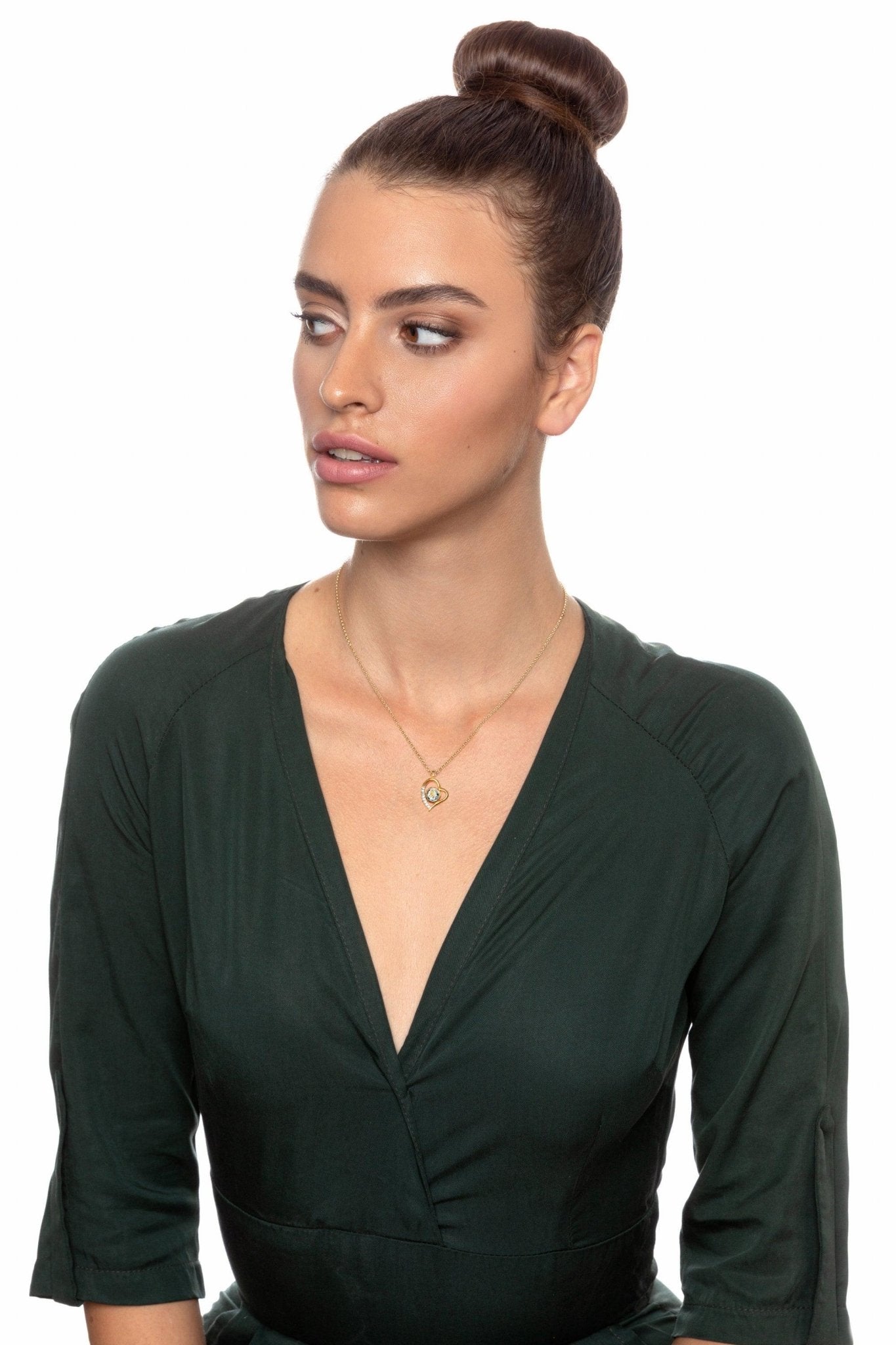 Gold Plated Silver Zodiac Heart Pendant Aquarius Necklace 24k Gold inscribed on Crystal - ItemBear.com