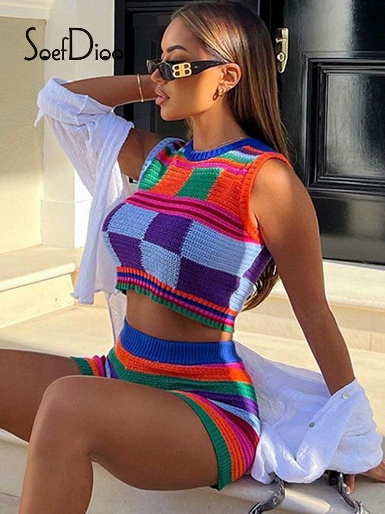 Knitted Contrast Color Crop Tank Top and Shorts - ItemBear.com
